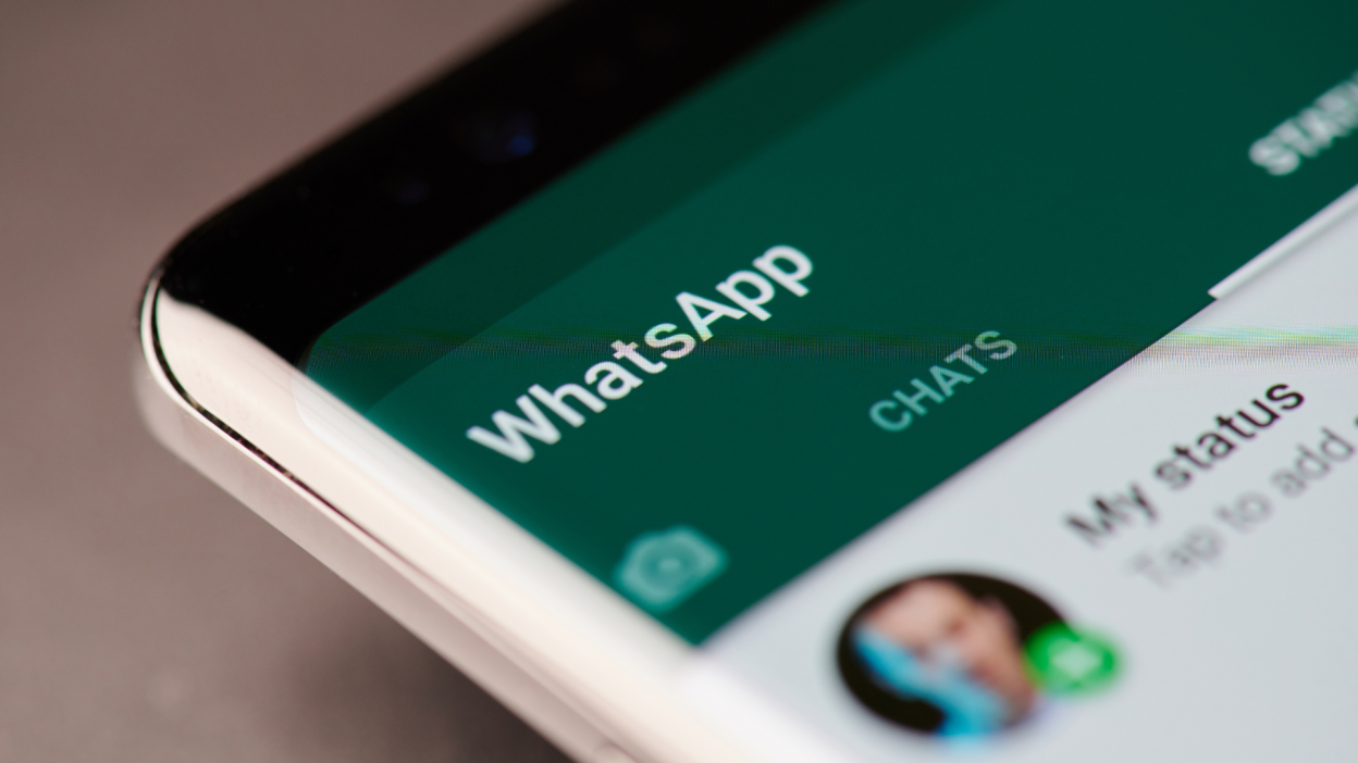 Cách tùy chỉnh bong bóng trò chuyện và màu nền trên ứng dụng WhatsApp