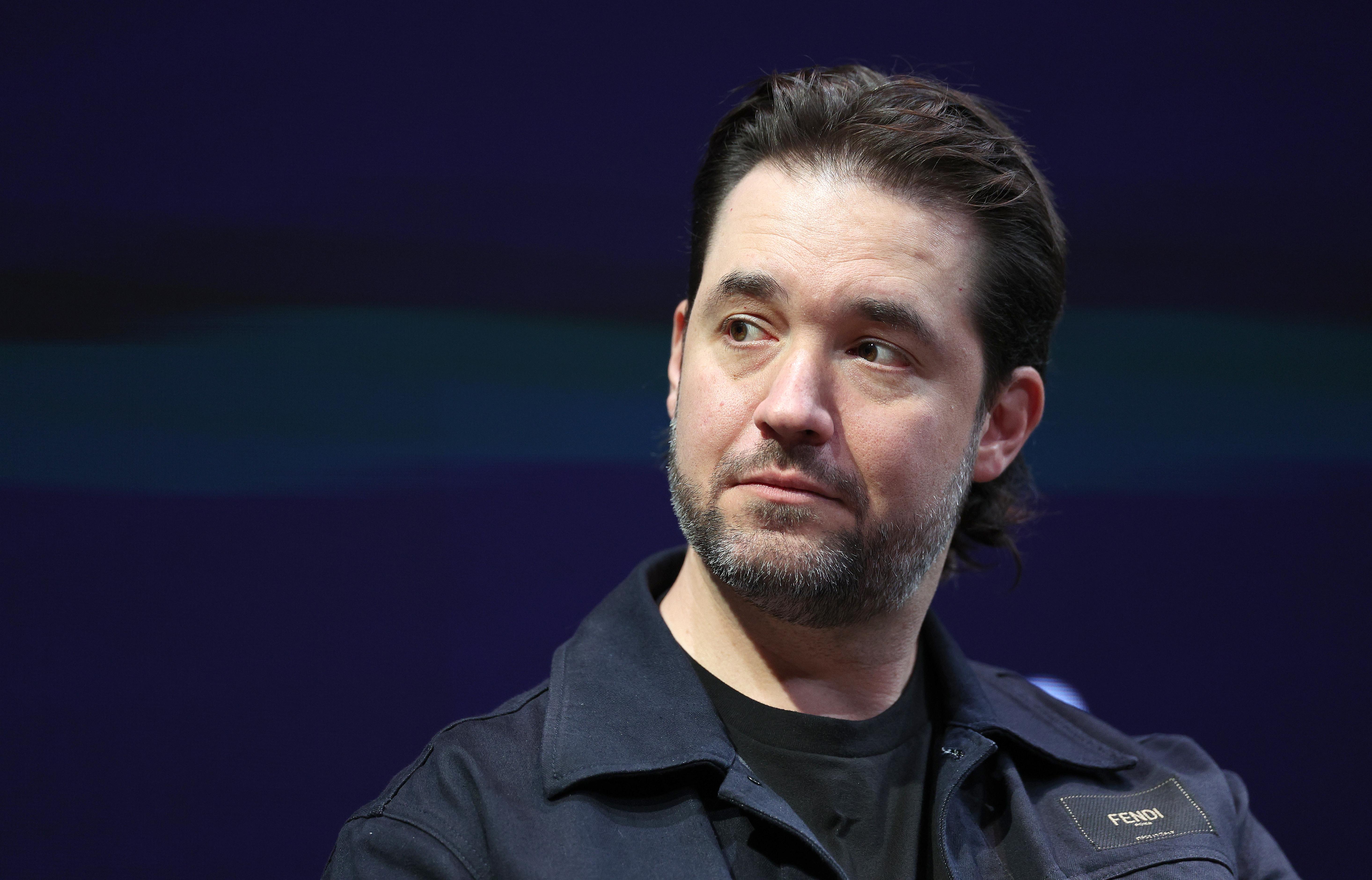 Người đồng sáng lập Reddit, Alexis Ohanian tham gia cuộc đấu thầu TikTok của Frank McCourt